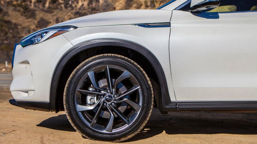 Детали экстерьера Infiniti QX50 2.0t 2018 года  (NA) (фото 50 из 60)